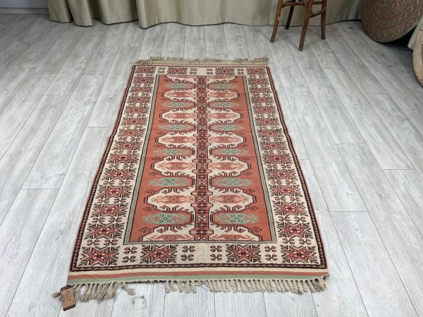 El Dokumasi Halı Kilim Yolluk Paspas Ölçü 196X130 Cm