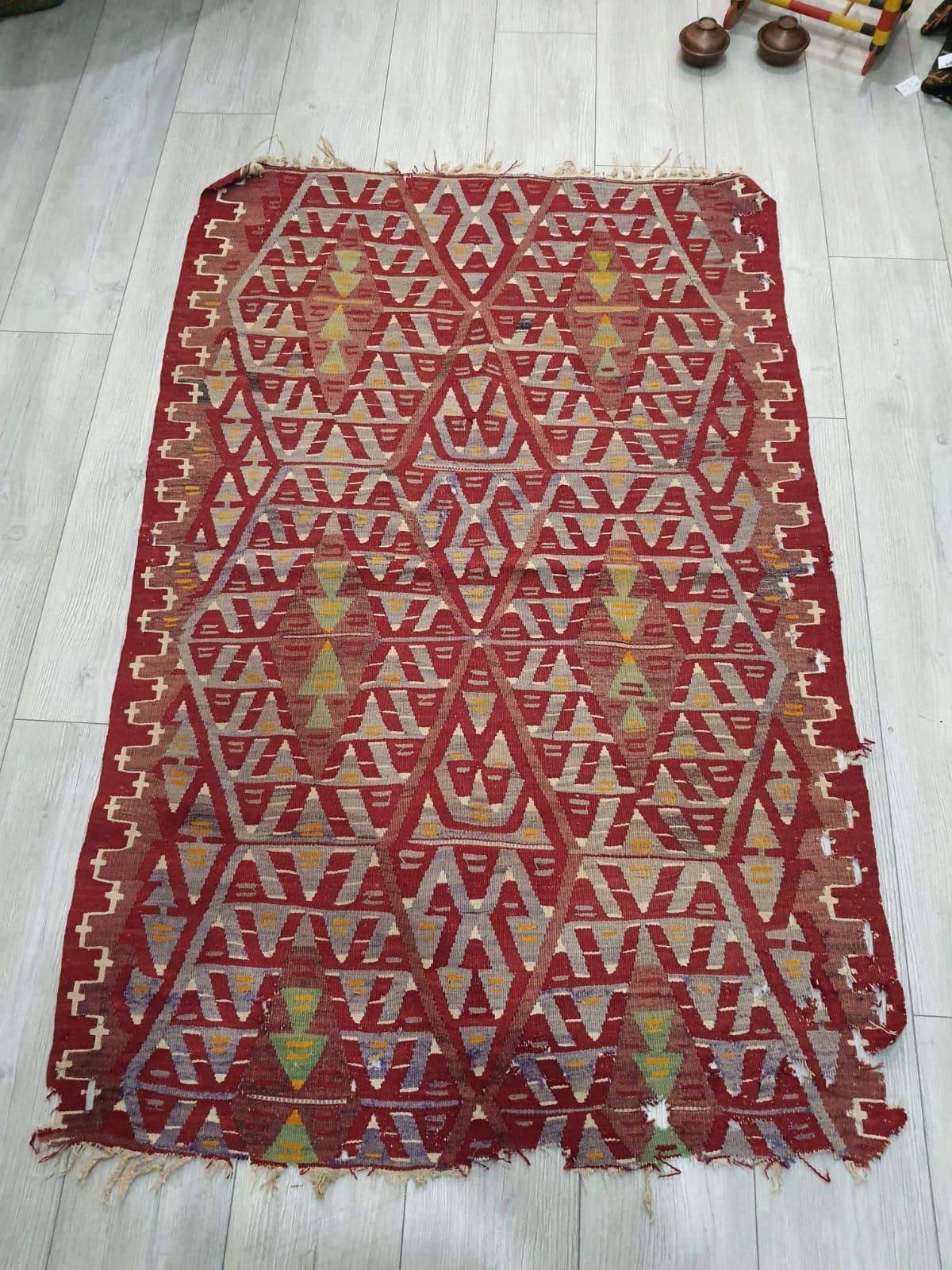 El Dokumasi Eşme Kilimi Aoa Ölçü 101X155Cm