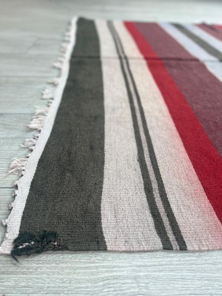 El Dokumasi Halı Kilim Yolluk Paspas Ölçü 140X129 Cm