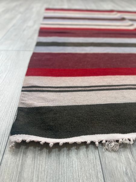 El Dokumasi Halı Kilim Yolluk Paspas Ölçü 140X129 Cm