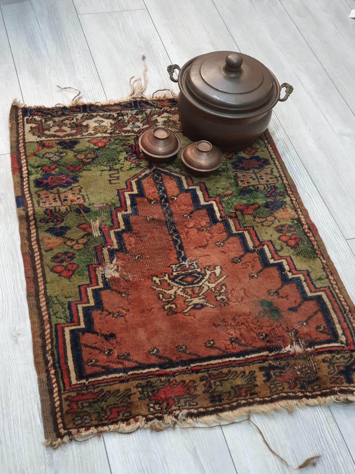 El Dokumasi Halı Aoa Ölçü 61X82Cm