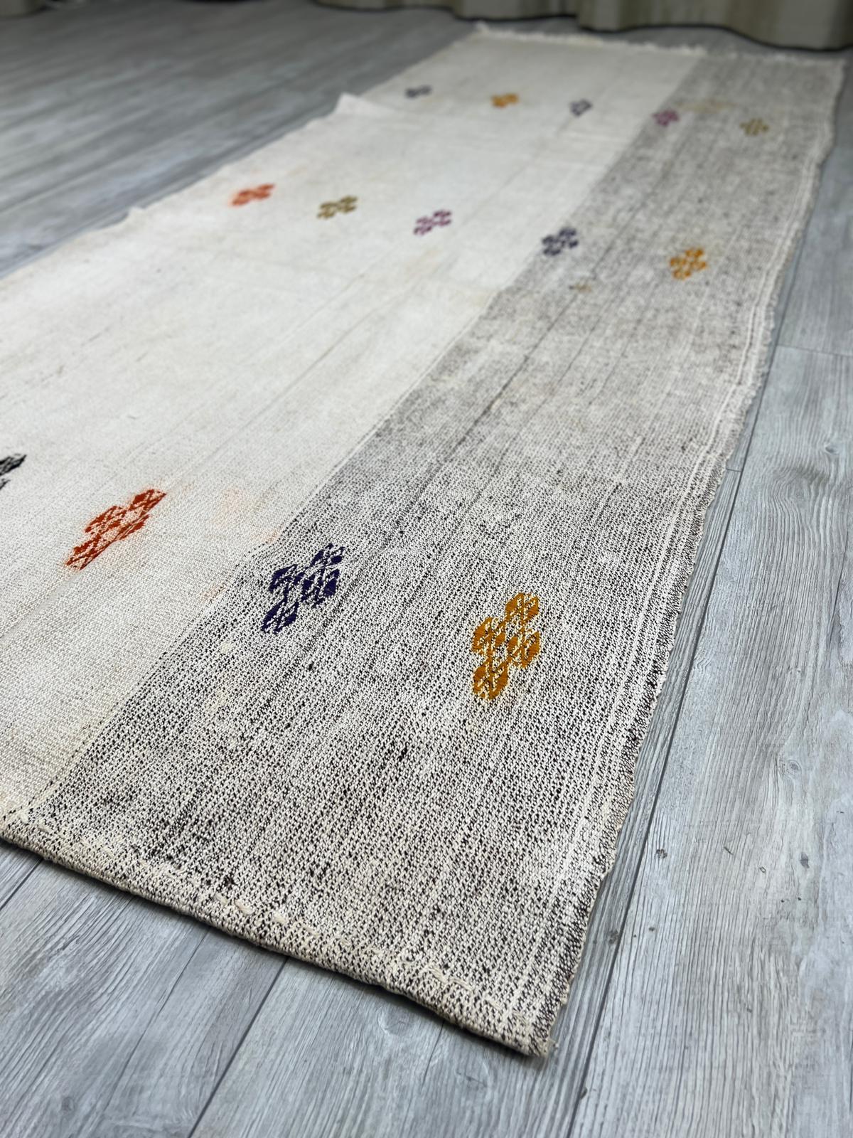 El Dokumasi Halı Kilim Yolluk Paspas Ölçü 282X111 Cm