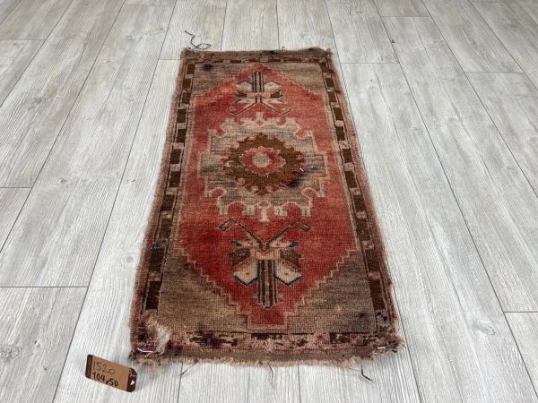 El Dokumasi Halı Kilim Yolluk Paspas Ölçü 104X50 Cm