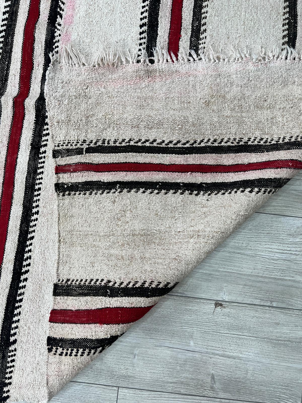 El Dokumasi Halı Kilim Yolluk Paspas Ölçü 251X122 Cm