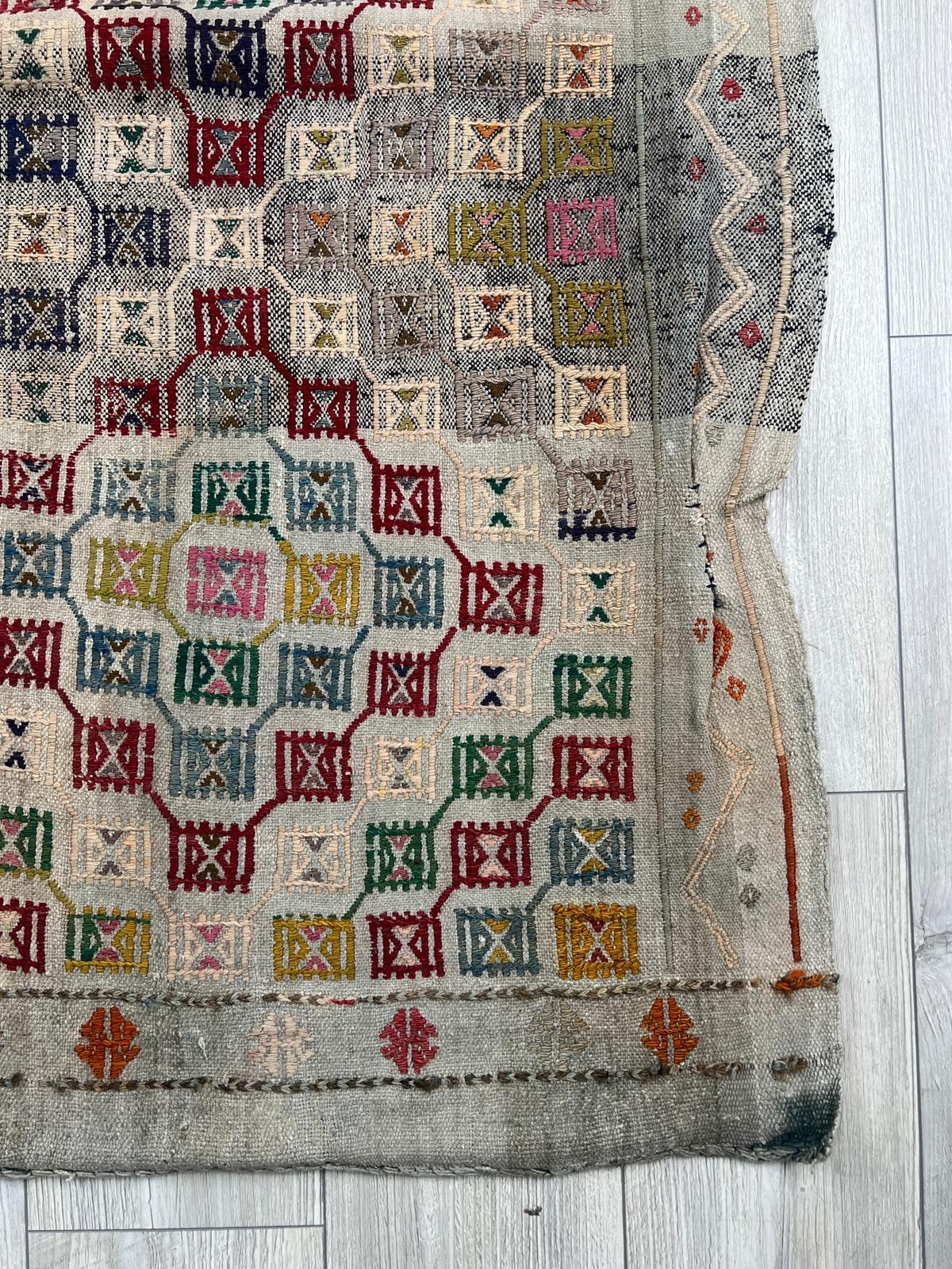 El Dokumasi Halı Kilim Yolluk Paspas Ölçü 242X131 Cm