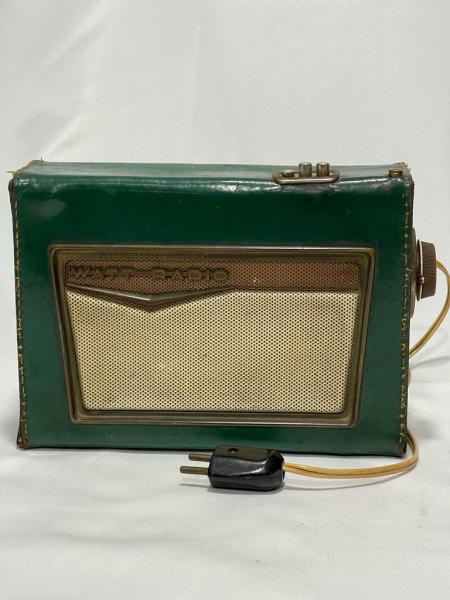 Vintage İtalyan Watt Radio 1959 Model Aoa Ölçü 23X7Cm 17Cm Yüksekliği