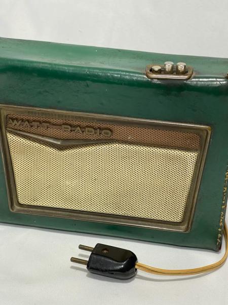 Vintage İtalyan Watt Radio 1959 Model Aoa Ölçü 23X7Cm 17Cm Yüksekliği