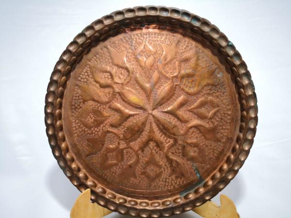 Dövme Bakır Kabartma İşlemeli Tepsi Aoa Ölçü 35Cm Çapi