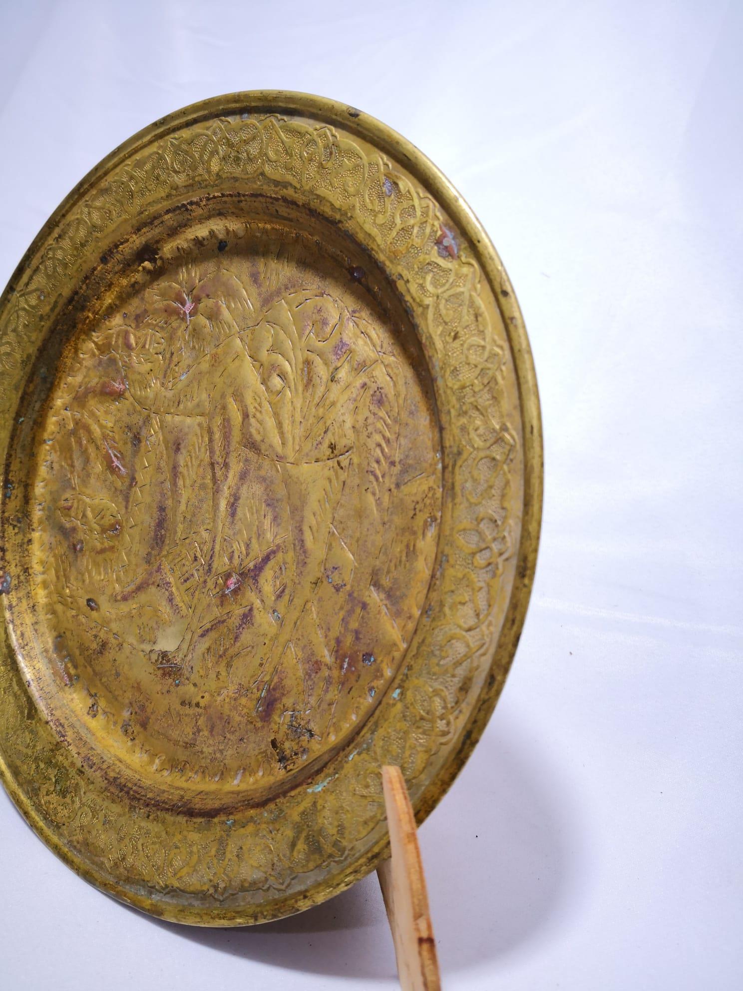 Dövme Bakır Dekoratif İşlemeli Tabak Aoa Ölçü 25Cm Çapi