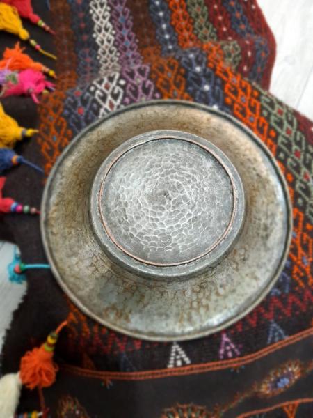 Osmanlı Çiçek Motifli Dövme Bakır Tabak Aoa Ölçü 32.5Cm Çapi 4Cm Yüksekliği
