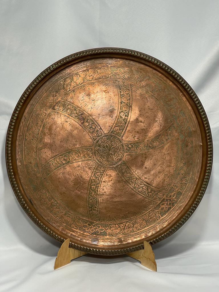 El İşlemeli Dövme Bakır Sini Aoa Ölçü 57Cm Çapi