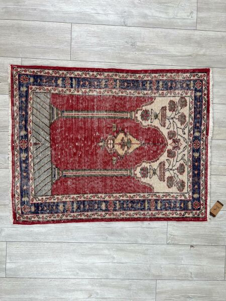El Dokumasi Halı Kilim Yolluk Paspas Ölçü 108X83 Cm