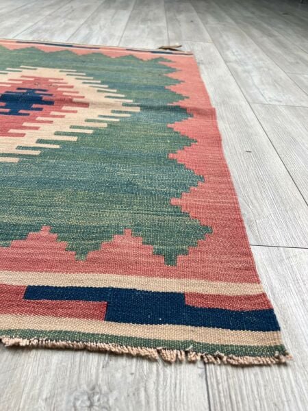 El Dokumasi Halı Kilim Yolluk Paspas Ölçü 113X92 Cm