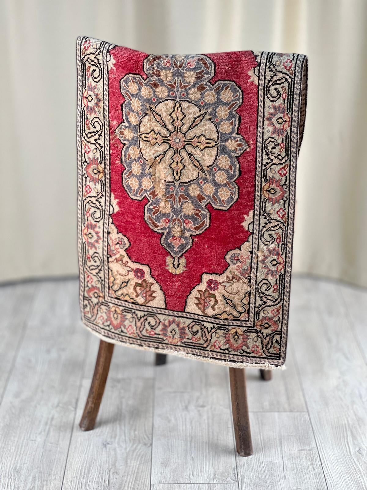 El Dokumasi Halı Kilim Yolluk Paspas Ölçü 102X53 Cm