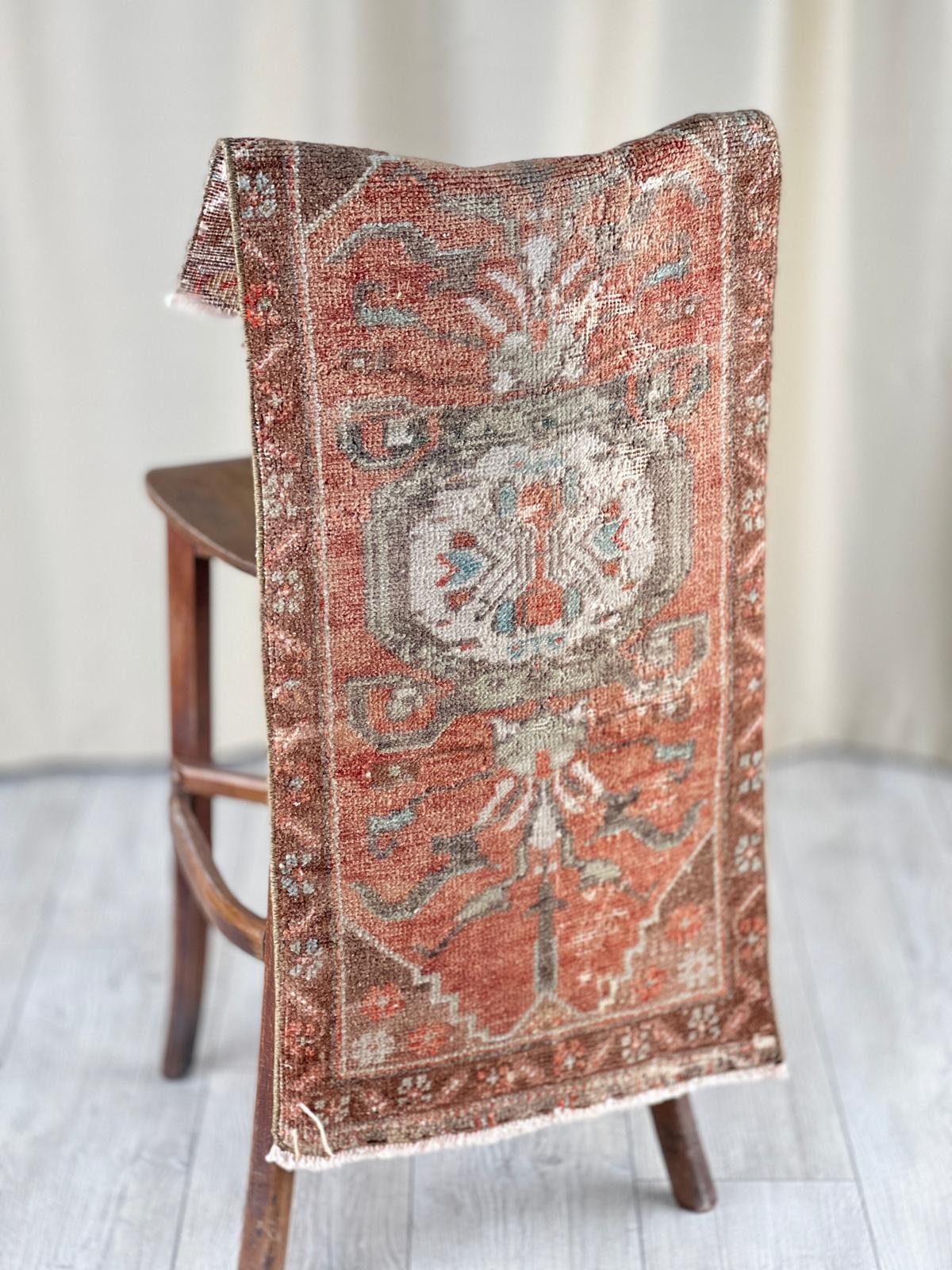 El Dokumasi Halı Kilim Yolluk Paspas Ölçü 102X45 Cm