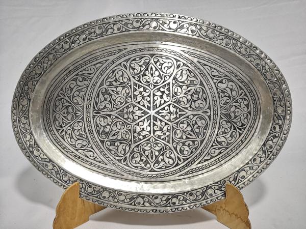 Ağır İşlemeli Elde Dövme Tepsi Aoa Ölçü 41X29Cm