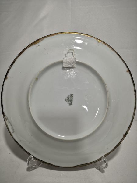 El Yapimi Altın Yaldız İşlemeli Porselen Duvar Tabağı (Askı Aparatlı) Aoa Ölçü 27Cm Çapi