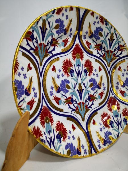 El Yapimi Altın Yaldız İşlemeli Porselen Duvar Tabağı (Askı Aparatlı) Aoa Ölçü 23,5Cm Çapi