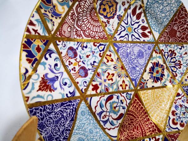 El Yapimi Altın Yaldız İşlemeli Porselen Duvar Tabağı (Askı Aparatlı) Aoa Ölçü 23,5Cm Çapi