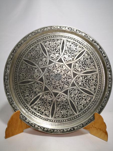 Ağır İşlemeli Elde Dövme Tepsi Aoa Ölçü 33,5Cm Çapi