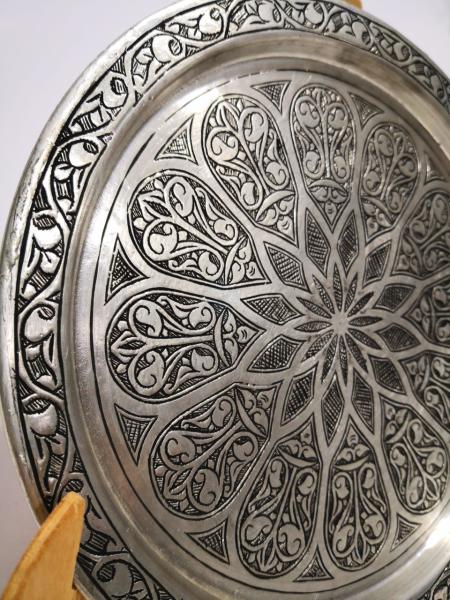 Dövme Bakır Dekoratif İşlemeli Tabak Aoa Ölçü 24Cm Çapi