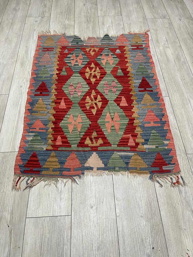 Yün El Dokuma Uşak Kilimi Aoa Ölçü 112X82Cm