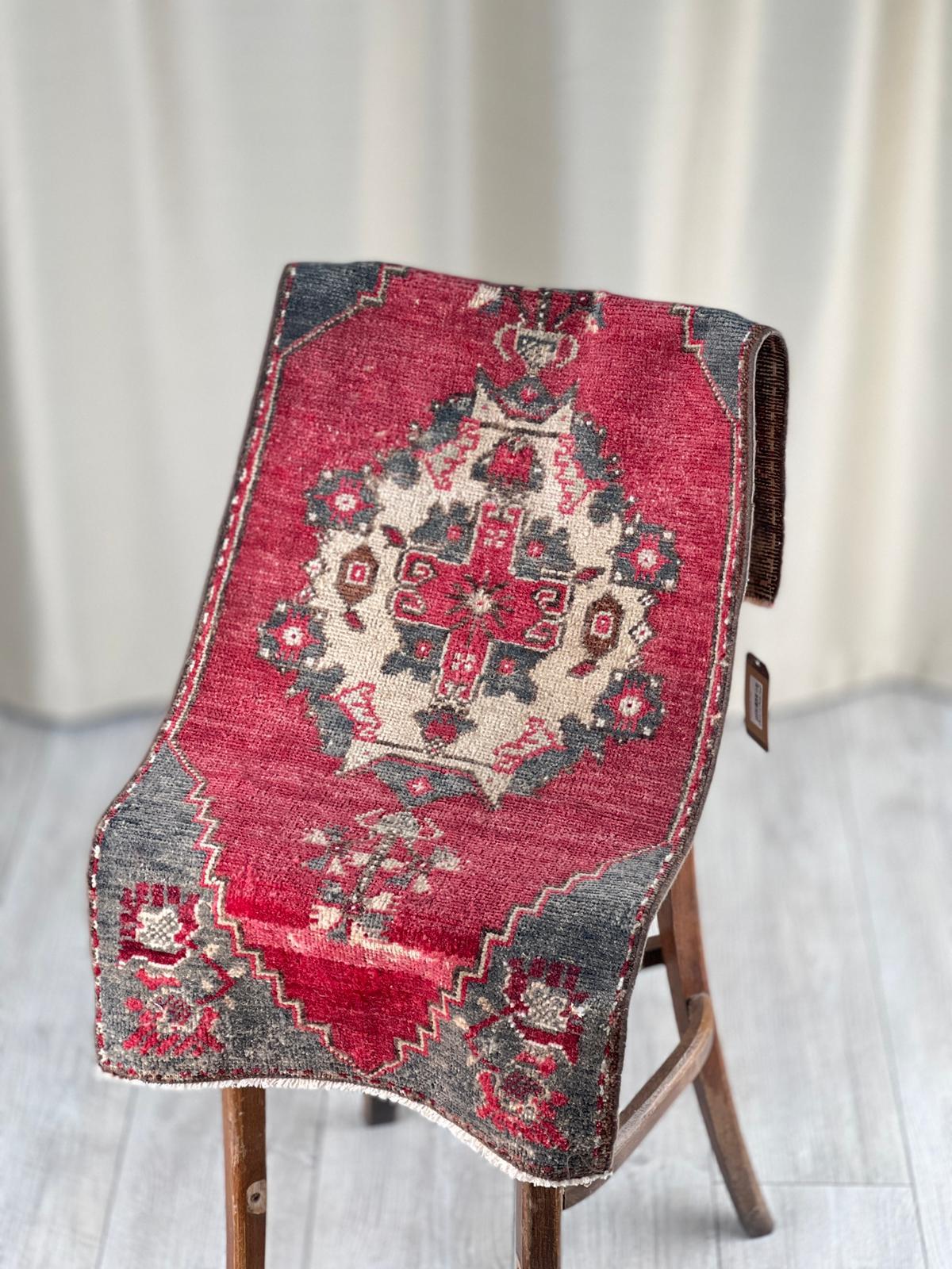 El Dokumasi Halı Kilim Yolluk Paspas Ölçü 105X46 Cm