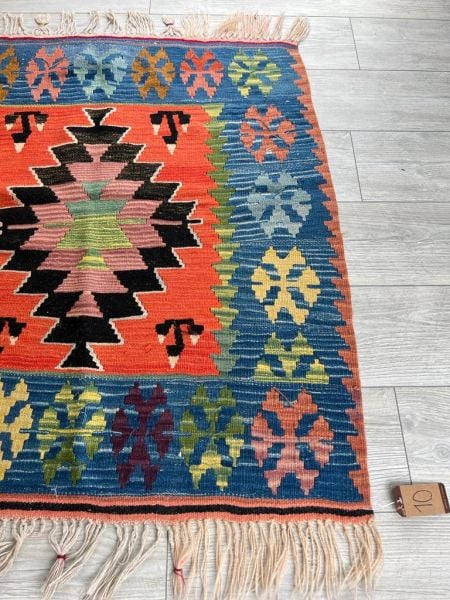 El Dokumasi Halı Kilim Yolluk Paspas Ölçü 109X100 Cm