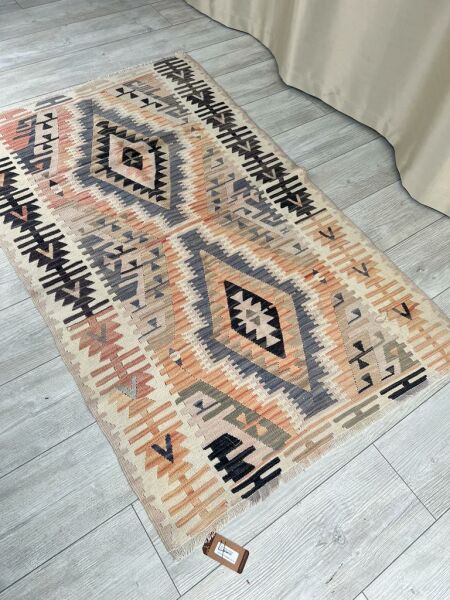 El Dokumasi Halı Kilim Yolluk Paspas Ölçü 148X96 Cm