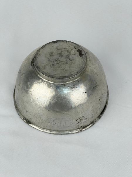 Antika Bakır Tas Ölçü Çap 17 Cm H 9 Cm