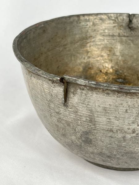 Antika Bakır Tas Ölçü Çap 18 Cm H 9 Cm