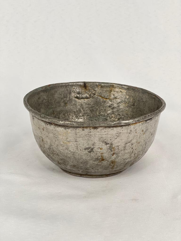 Antika Bakır Tas Ölçü Çap 13 Cm H 6 Cm