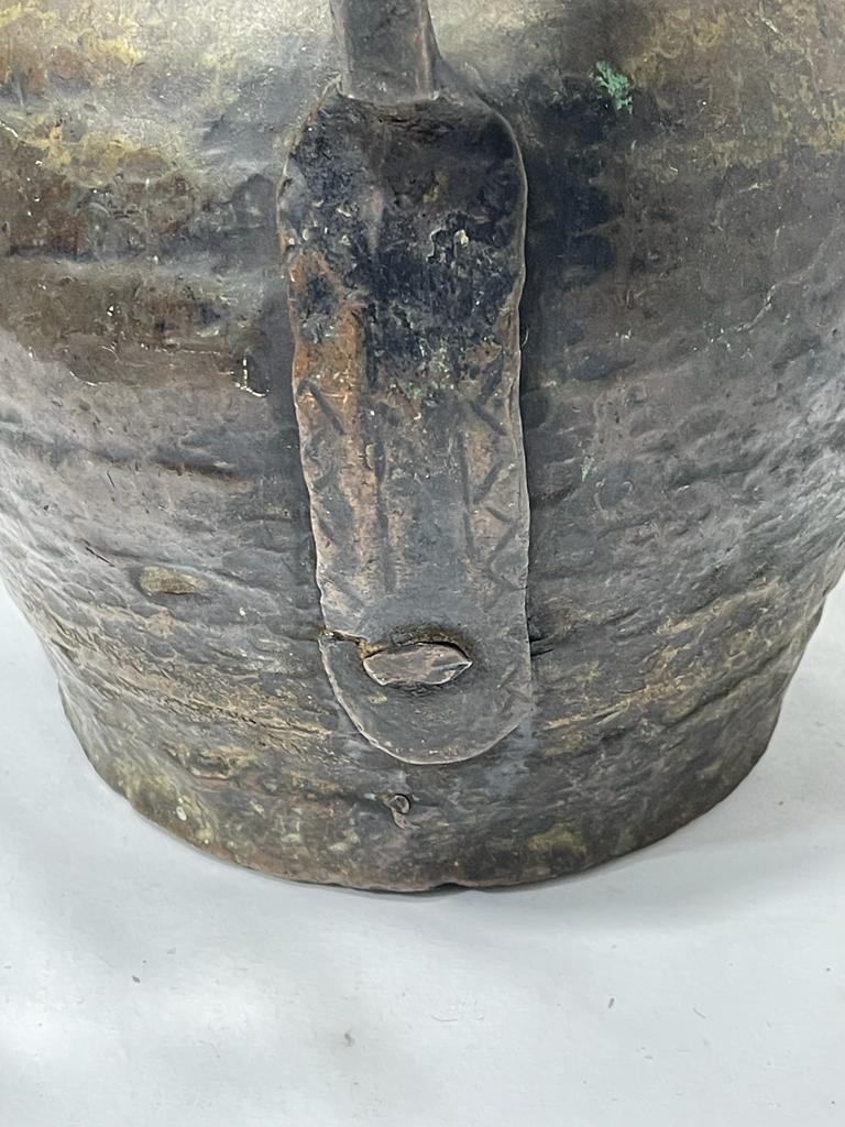 1850 Li Yillara Ait El İşlemeli Bakır Güğüm Aoa Ölçü 35X24Cm