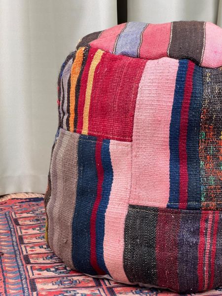 Nostaljik Kilim Puf Ölçü Çap 45 Cm Yükseklik 42 Cm