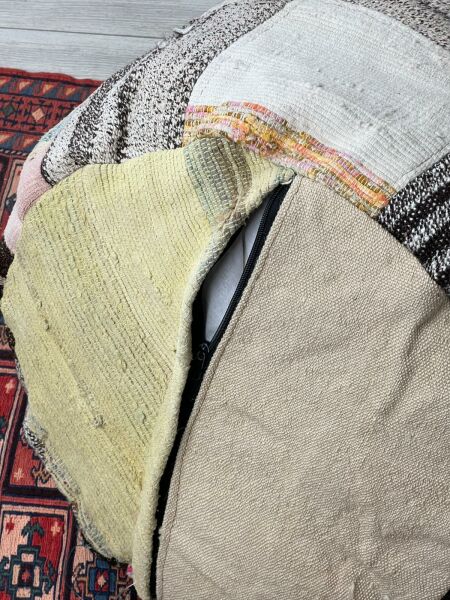 Nostaljik Kilim Puf Ölçü Çap 45 Cm Yükseklik 42 Cm
