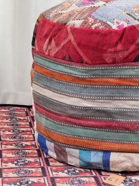 Nostaljik Kilim Puf Ölçü Çap 45 Cm Yükseklik 42 Cm