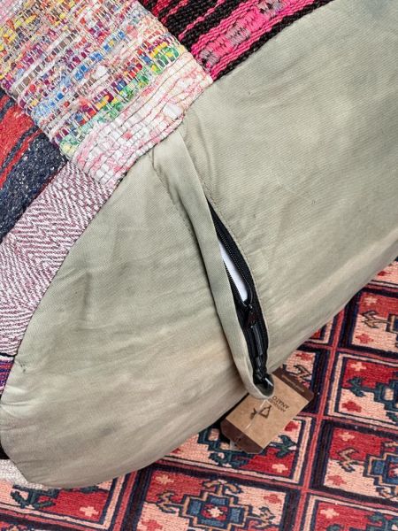 Nostaljik Kilim Puf Ölçü Çap 45 Cm Yükseklik 42 Cm