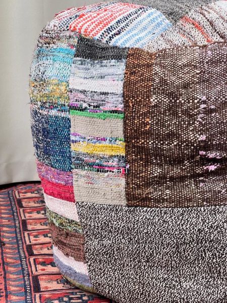 Nostaljik Kilim Puf Ölçü Çap 45 Cm Yükseklik 42 Cm