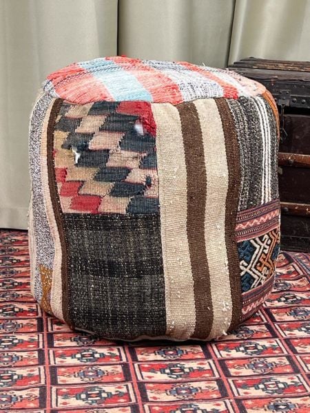 Nostaljik Kilim Puf Ölçü Çap 45 Cm Yükseklik 42 Cm