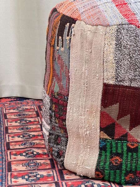 Nostaljik Kilim Puf Ölçü Çap 45 Cm Yükseklik 42 Cm