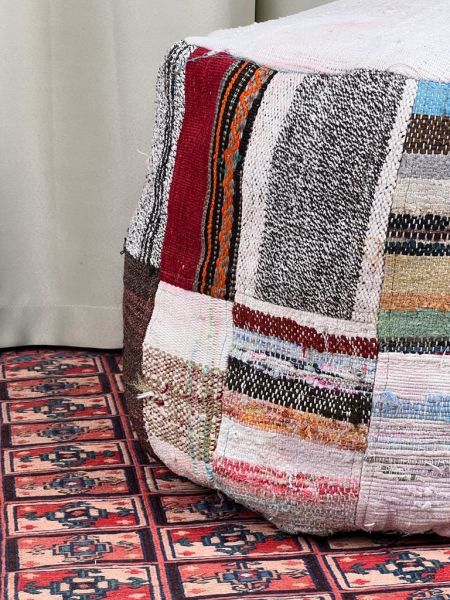 Nostaljik Kilim Puf Ölçü Çap 45 Cm Yükseklik 42 Cm