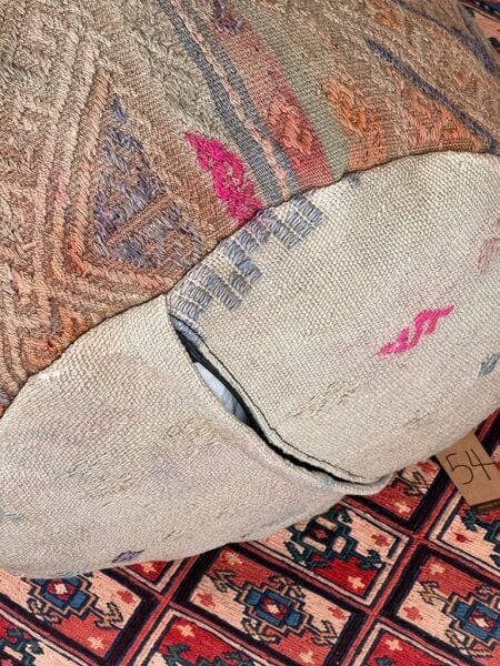 Nostaljik Kilim Puf Ölçü Çap 45 Cm Yükseklik 42 Cm