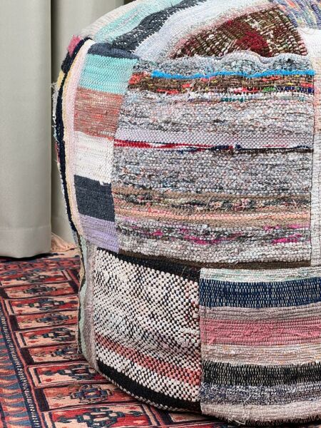 Nostaljik Kilim Puf Ölçü Çap 45 Cm Yükseklik 42 Cm