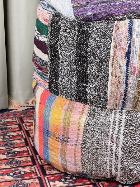 Nostaljik Kilim Puf Ölçü Çap 45 Cm Yükseklik 42 Cm