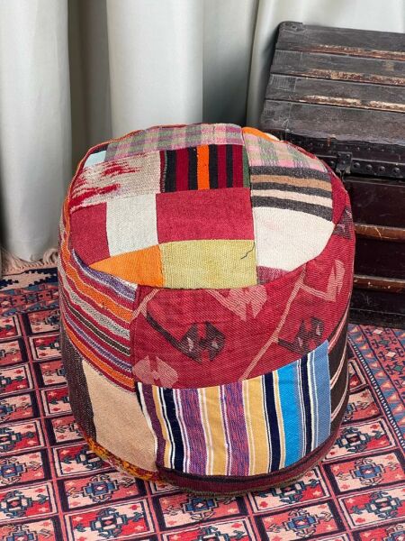 Nostaljik Kilim Puf Ölçü Çap 45 Cm Yükseklik 42 Cm