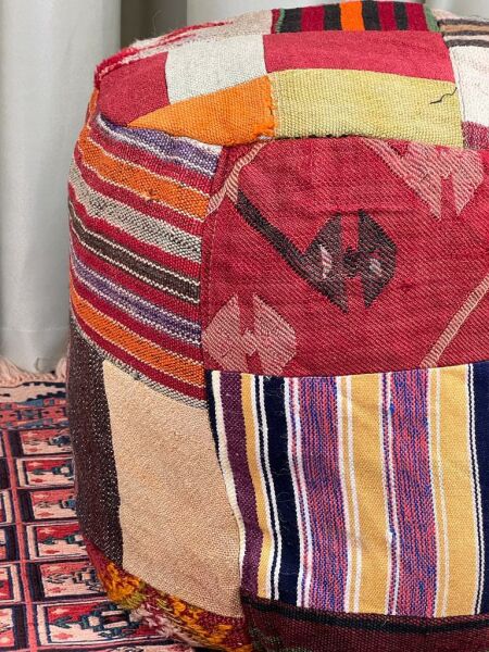 Nostaljik Kilim Puf Ölçü Çap 45 Cm Yükseklik 42 Cm