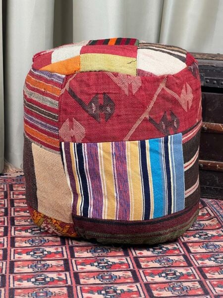 Nostaljik Kilim Puf Ölçü Çap 45 Cm Yükseklik 42 Cm
