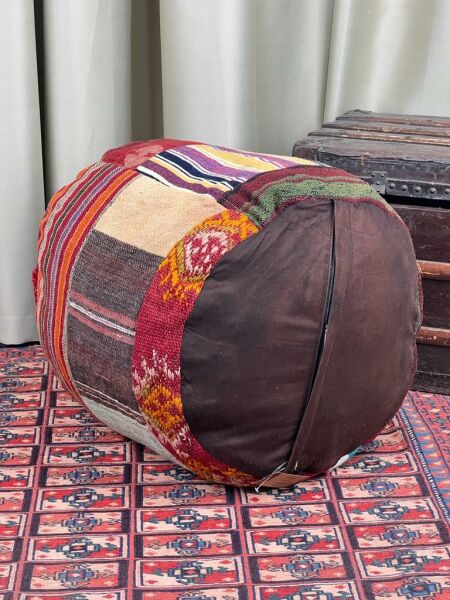 Nostaljik Kilim Puf Ölçü Çap 45 Cm Yükseklik 42 Cm