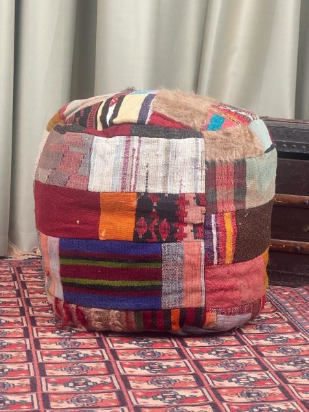 Nostaljik Kilim Puf Ölçü Çap 45 Cm Yükseklik 42 Cm