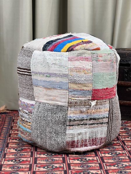Nostaljik Kilim Puf Ölçü Çap 45 Cm Yükseklik 42 Cm